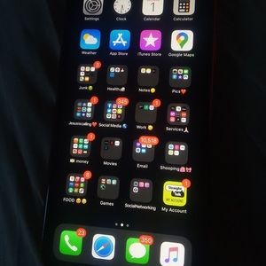 iPhone XR - RED 64 GB